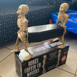 New Animatronic Coffin-Carrying Skeletons with Music,- Halloween Decoration